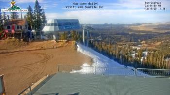 Weather camera view of Sunrise Park Resort 10650 ft elev.