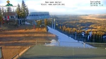 Weather camera view of Sunrise Park Resort 10650 ft elev.