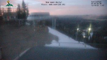 Weather camera view of Sunrise Park Resort 10650 ft elev.