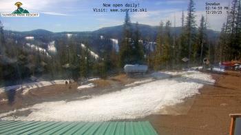 Weather camera view of Sunrise Park Resort 10650 ft elev.