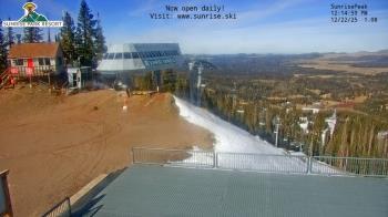 Weather camera view of Sunrise Park Resort 10650 ft elev.