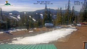 Weather camera view of Sunrise Park Resort 10650 ft elev.