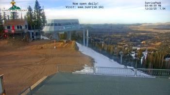 Weather camera view of Sunrise Park Resort 10650 ft elev.