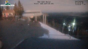 Weather camera view of Sunrise Park Resort 10650 ft elev.