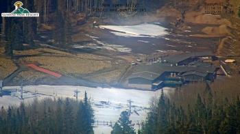 Weather camera view of Sunrise Park Resort 10650 ft elev.