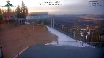 Weather camera view of Sunrise Park Resort 10650 ft elev.