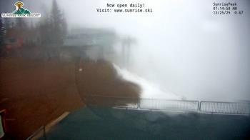 Weather camera view of Sunrise Park Resort 10650 ft elev.