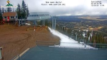 Weather camera view of Sunrise Park Resort 10650 ft elev.