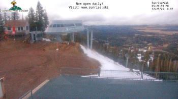 Weather camera view of Sunrise Park Resort 10650 ft elev.