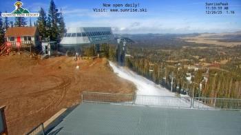 Weather camera view of Sunrise Park Resort 10650 ft elev.