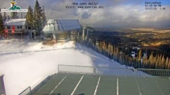 Weather camera view of Sunrise Park Resort 10650 ft elev.