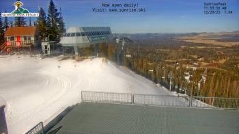 Weather camera view of Sunrise Park Resort 10650 ft elev.
