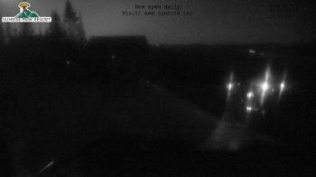 Weather camera view of Sunrise Park Resort 10650 ft elev.