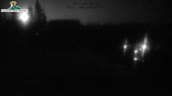 Weather camera view of Sunrise Park Resort 10650 ft elev.