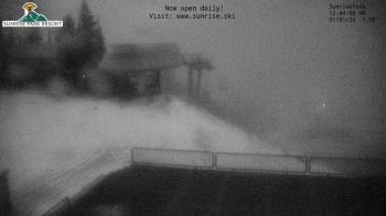 Weather camera view of Sunrise Park Resort 10650 ft elev.