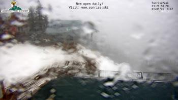 Weather camera view of Sunrise Park Resort 10650 ft elev.