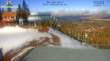 Weather camera view of Sunrise Park Resort 10650 ft elev.