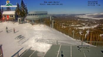 Weather camera view of Sunrise Park Resort 10650 ft elev.