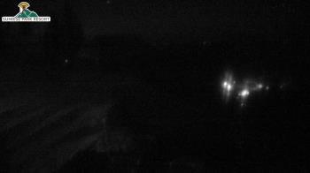 Weather camera view of Sunrise Park Resort 10650 ft elev.