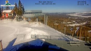 Weather camera view of Sunrise Park Resort 10650 ft elev.