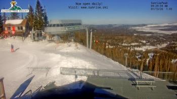 Weather camera view of Sunrise Park Resort 10650 ft elev.