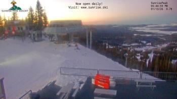 Weather camera view of Sunrise Park Resort 10650 ft elev.