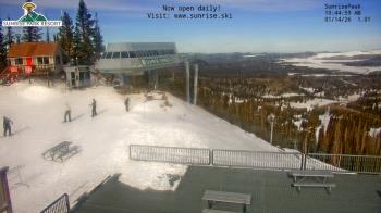 Weather camera view of Sunrise Park Resort 10650 ft elev.