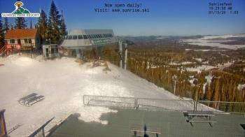 Weather camera view of Sunrise Park Resort 10650 ft elev.