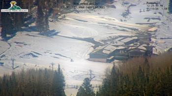 Weather camera view of Sunrise Park Resort 10650 ft elev.