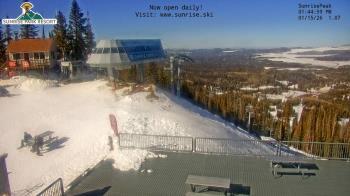 Weather camera view of Sunrise Park Resort 10650 ft elev.