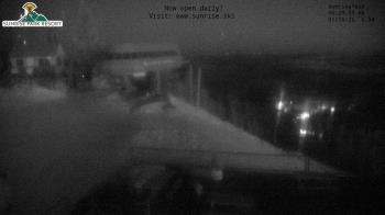 Weather camera view of Sunrise Park Resort 10650 ft elev.