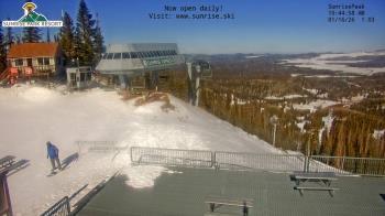 Weather camera view of Sunrise Park Resort 10650 ft elev.