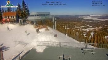 Weather camera view of Sunrise Park Resort 10650 ft elev.