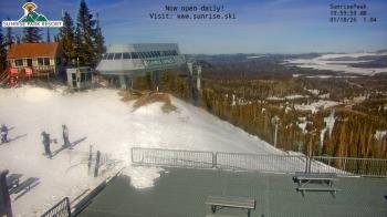 Weather camera view of Sunrise Park Resort 10650 ft elev.
