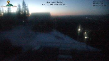 Weather camera view of Sunrise Park Resort 10650 ft elev.