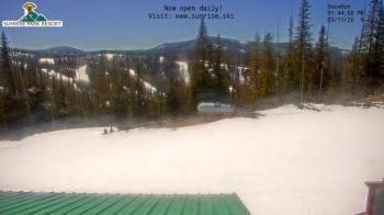 Weather camera view of Sunrise Park Resort 10650 ft elev.