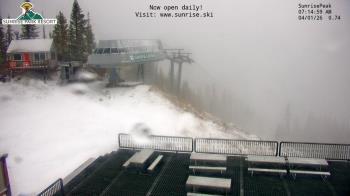 Weather camera view of Sunrise Park Resort 10650 ft elev.