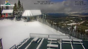 Weather camera view of Sunrise Park Resort 10650 ft elev.