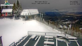 Weather camera view of Sunrise Park Resort 10650 ft elev.