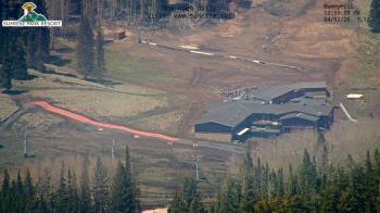 Weather camera view of Sunrise Park Resort 10650 ft elev.