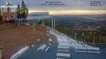 Weather camera view of Sunrise Park Resort 10650 ft elev.