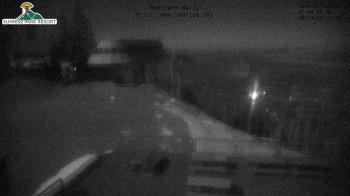 Weather camera view of Sunrise Park Resort 10650 ft elev.
