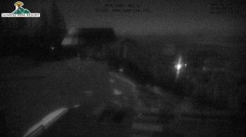Weather camera view of Sunrise Park Resort 10650 ft elev.