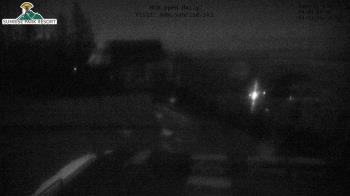 Weather camera view of Sunrise Park Resort 10650 ft elev.