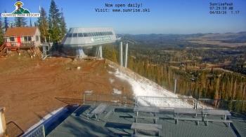 Weather camera view of Sunrise Park Resort 10650 ft elev.