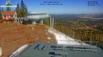 Weather camera view of Sunrise Park Resort 10650 ft elev.