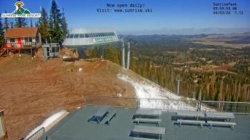 Weather camera view of Sunrise Park Resort 10650 ft elev.