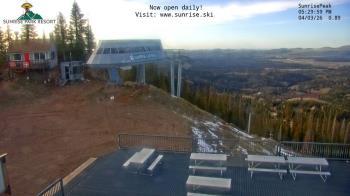 Weather camera view of Sunrise Park Resort 10650 ft elev.