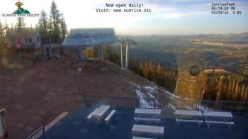 Weather camera view of Sunrise Park Resort 10650 ft elev.
