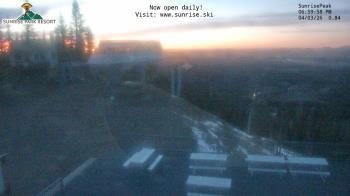 Weather camera view of Sunrise Park Resort 10650 ft elev.